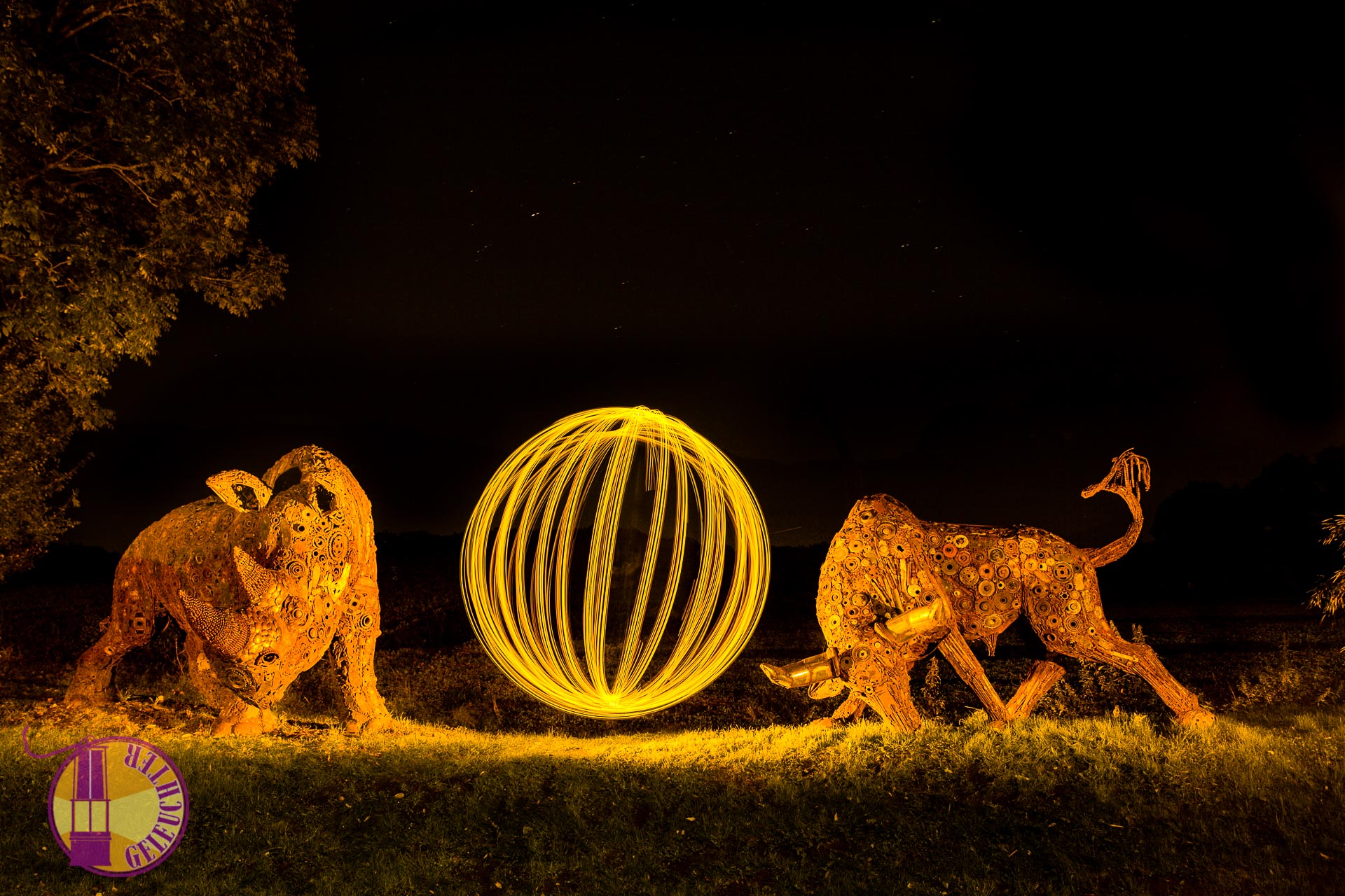 Lightpainting - Witten, Schloss Steinhausen - Das Fußballspiel der Tiere